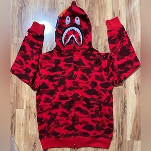🔥BAPE Red Camo Shark Full Zip Hoodie NWT Size L 🔥